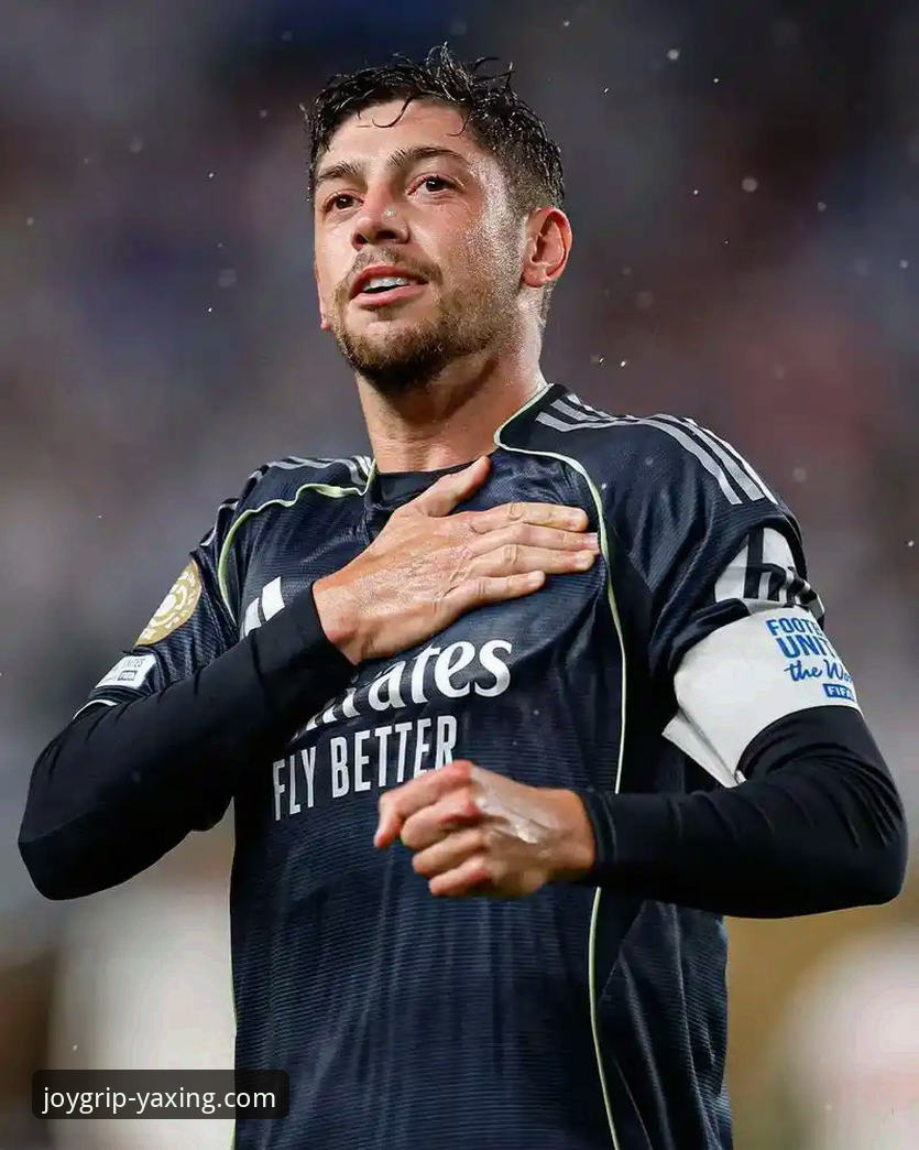 欧冠爆冷夜：巴尔韦德帽子戏法，皇马主场三球完胜曼城